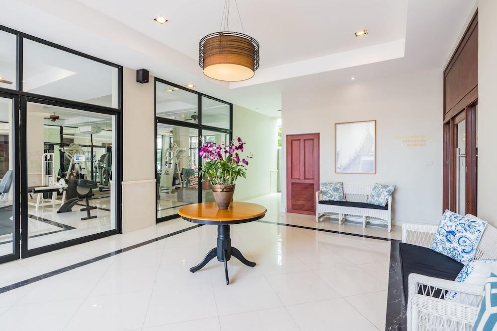 Asoke Sukhumvit By Uhg Khách sạn hẻo lánh 4*