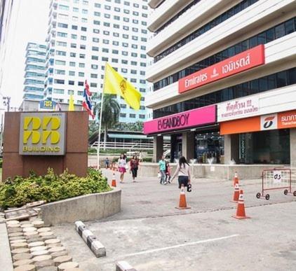 Khách sạn hẻo lánh Asoke Sukhumvit By Uhg