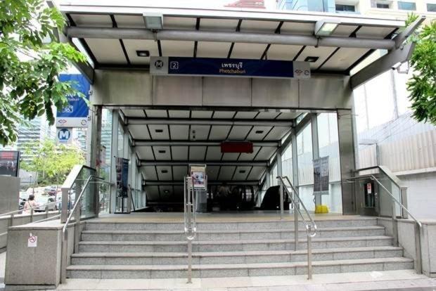 Khách sạn hẻo lánh Asoke Sukhumvit By Uhg 4*